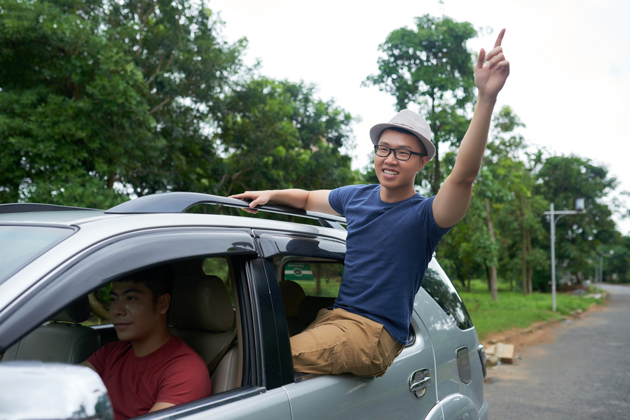Sewa Mobil Harian Dengan Sopir di Bekasi – Solusi Transportasi Fleksibel!