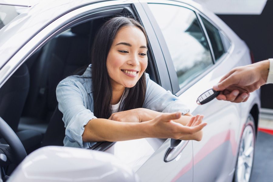 Antar Jemput Bandara Jabodetabek? Sewa Mobil Plus Driver Solusinya!